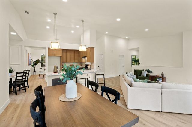 3947 Heathrow Ln, El Dorado Hills, CA 95762