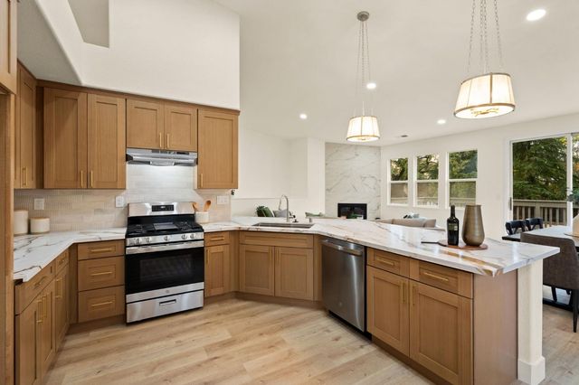 3947 Heathrow Ln, El Dorado Hills, CA 95762