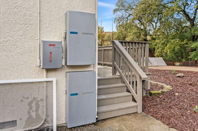 3947 Heathrow Ln, El Dorado Hills, CA 95762