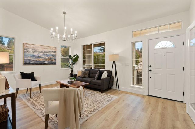 3947 Heathrow Ln, El Dorado Hills, CA 95762