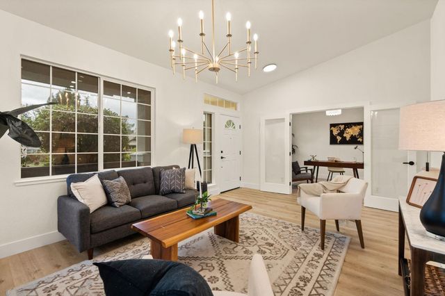 3947 Heathrow Ln, El Dorado Hills, CA 95762