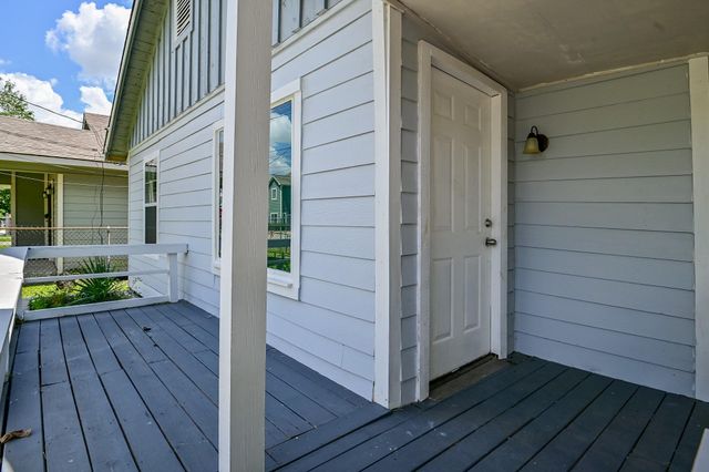 4714 Nichols Street, Houston, TX 77020
