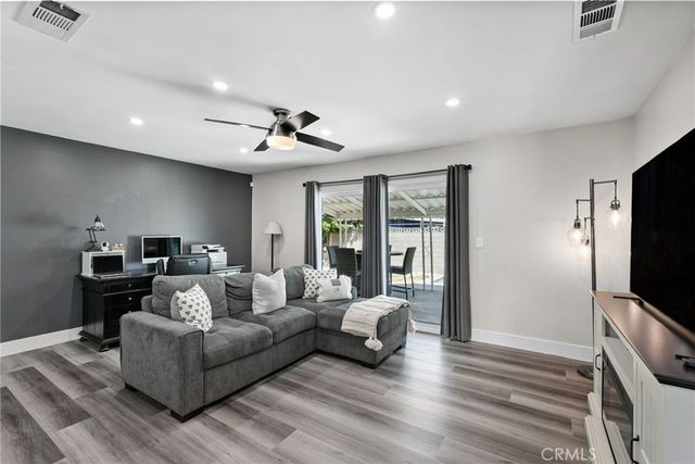762 Talbert, Simi Valley, CA 93065