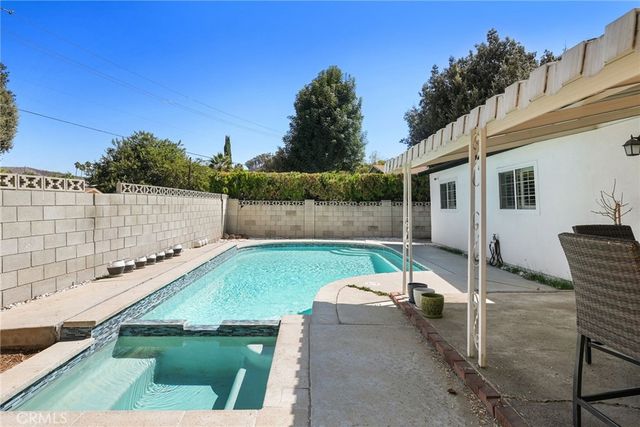 762 Talbert, Simi Valley, CA 93065
