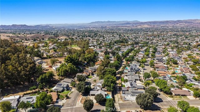 762 Talbert, Simi Valley, CA 93065