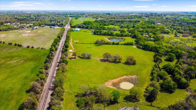 800 County Road 426, Cleburne, TX 76031