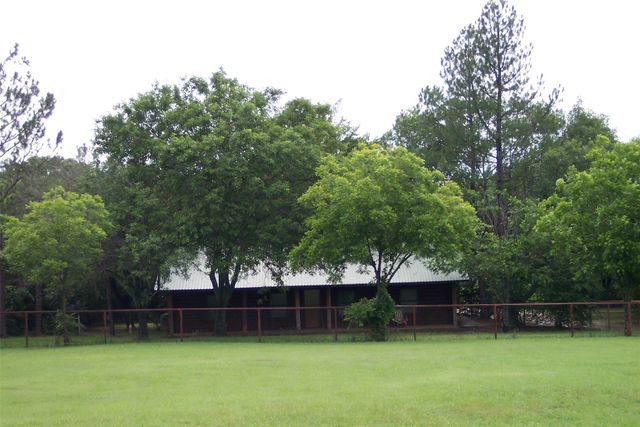 800 County Road 426, Cleburne, TX 76031