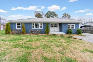 146 Cooper Rd, Cookeville, TN 38506