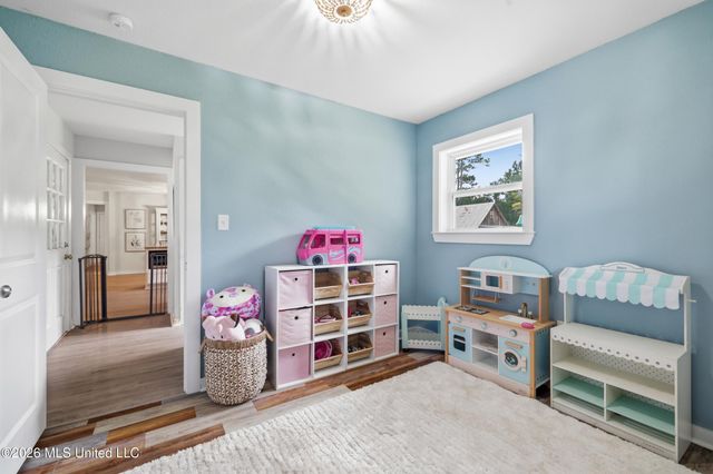 8801 Dixie Street, Ocean Springs, MS 39564