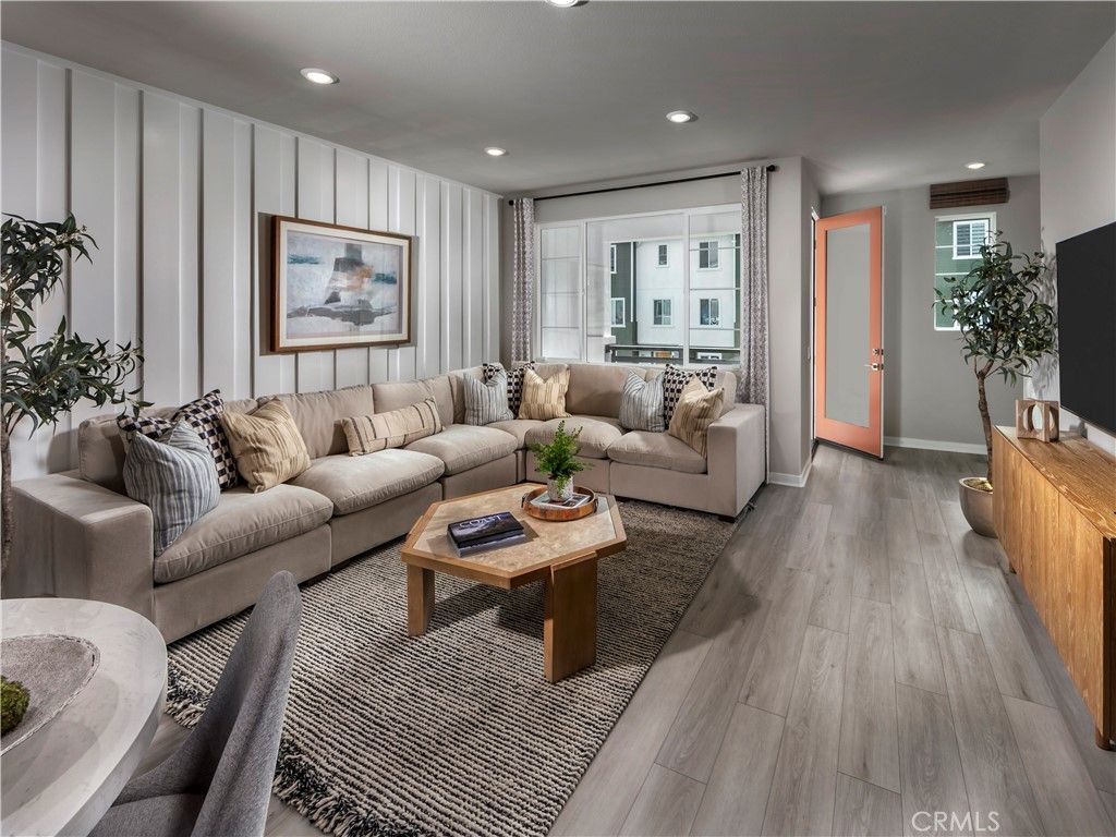 Image 10 of property listing at 1468 W Longview Lane, San Pedro, CA 90732