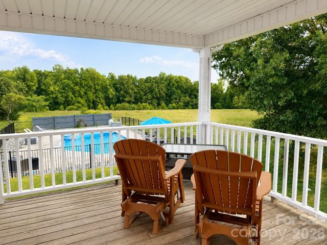1380 3rd Creek Church Road, Cleveland, NC 27013