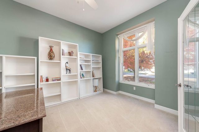 125 Thissen Court, Mankato, MN 56001