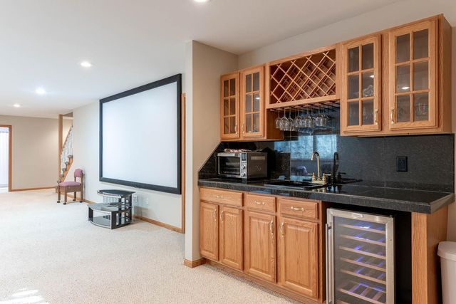 125 Thissen Court, Mankato, MN 56001