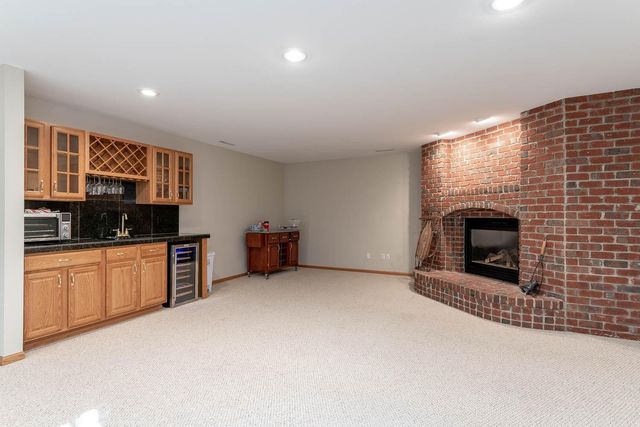 125 Thissen Court, Mankato, MN 56001