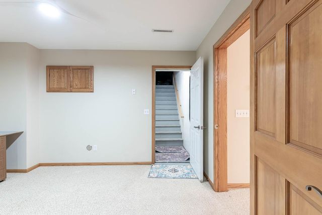 125 Thissen Court, Mankato, MN 56001