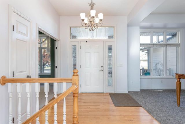 125 Thissen Court, Mankato, MN 56001