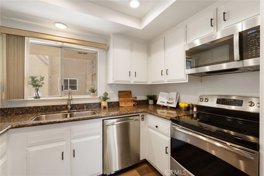 2389 Via Mariposa W 2A, Laguna Woods, CA 92637 — photo 5