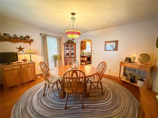 417 New Castle Rd, Twp Of But Nw, PA 16001