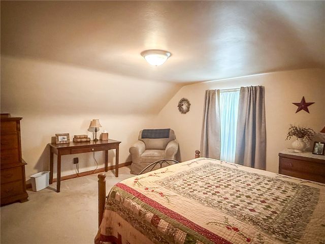 417 New Castle Rd, Twp Of But Nw, PA 16001