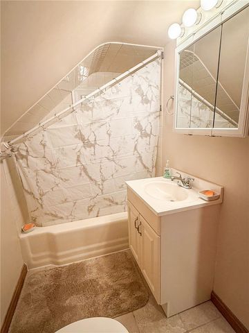 417 New Castle Rd, Twp Of But Nw, PA 16001