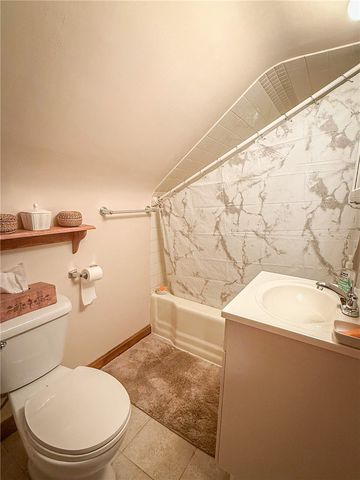 417 New Castle Rd, Twp Of But Nw, PA 16001