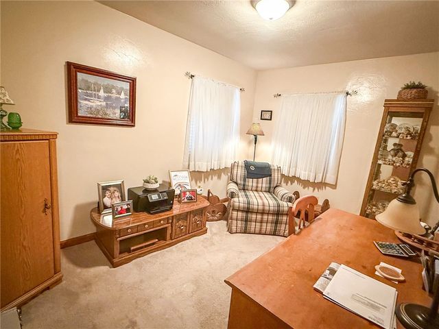 417 New Castle Rd, Twp Of But Nw, PA 16001