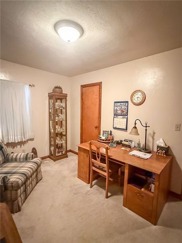 417 New Castle Rd, Twp Of But Nw, PA 16001