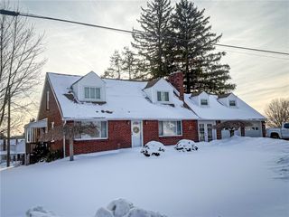 417 New Castle Rd, Twp Of But Nw, PA 16001