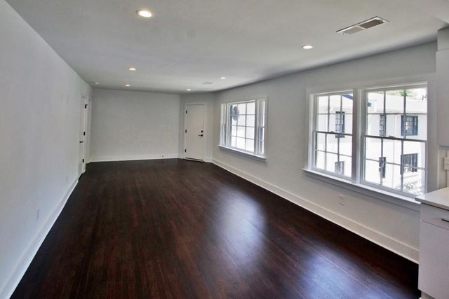 99 Peachtree Memorial Drive C2, Atlanta, GA 30309