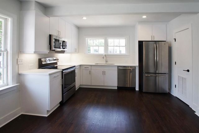 99 Peachtree Memorial Drive C2, Atlanta, GA 30309