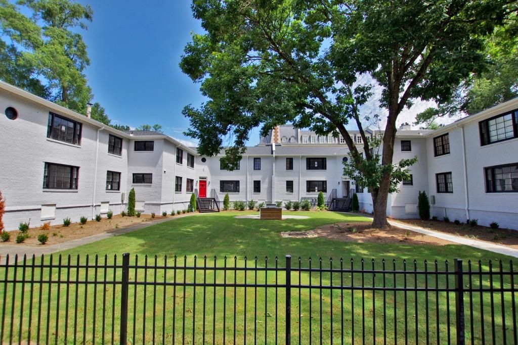 99 Peachtree Memorial Drive C2, Atlanta, GA 30309
