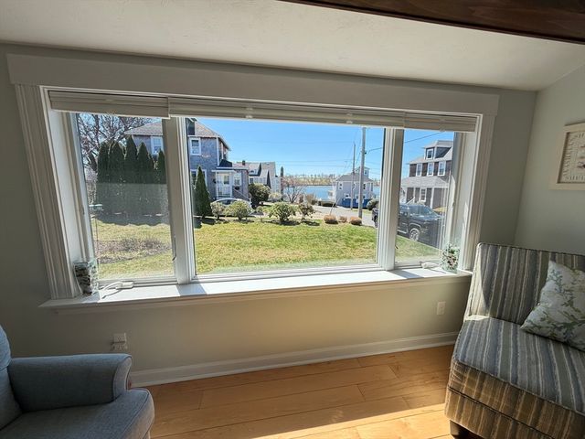 6 Old Colony Rd, Hull, MA 02045