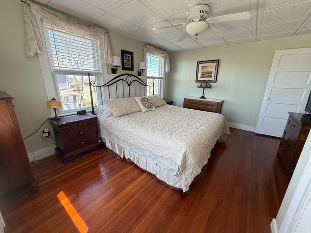 6 Old Colony Rd, Hull, MA 02045