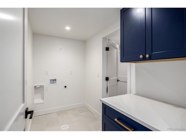 3 E Belleview Dr, Greenwood Village, CO 80121