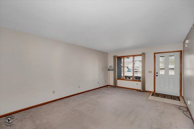 1343 Cannonball Trail, Yorkville, IL 60560