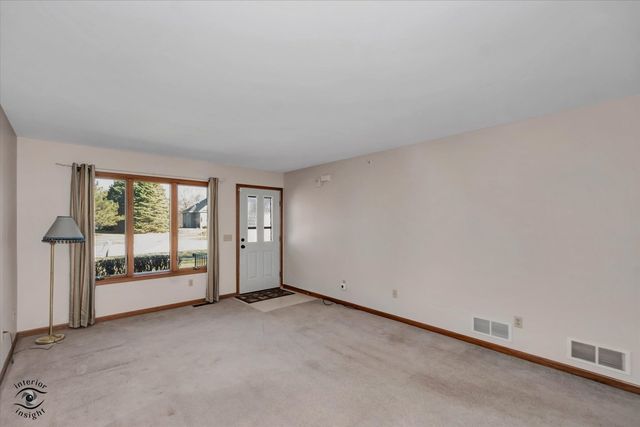 1343 Cannonball Trail, Yorkville, IL 60560