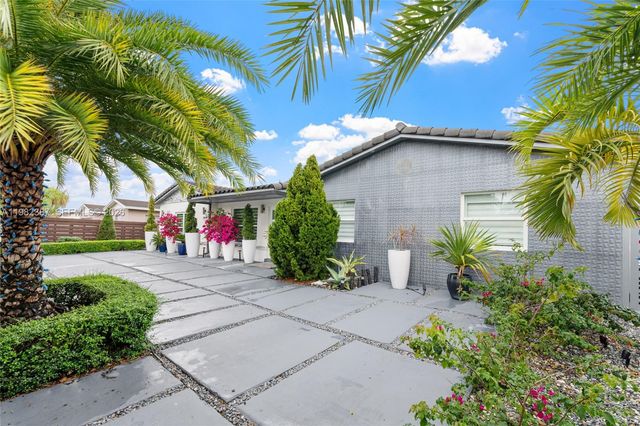 12721 SW 47th Street, Miami, FL 33175