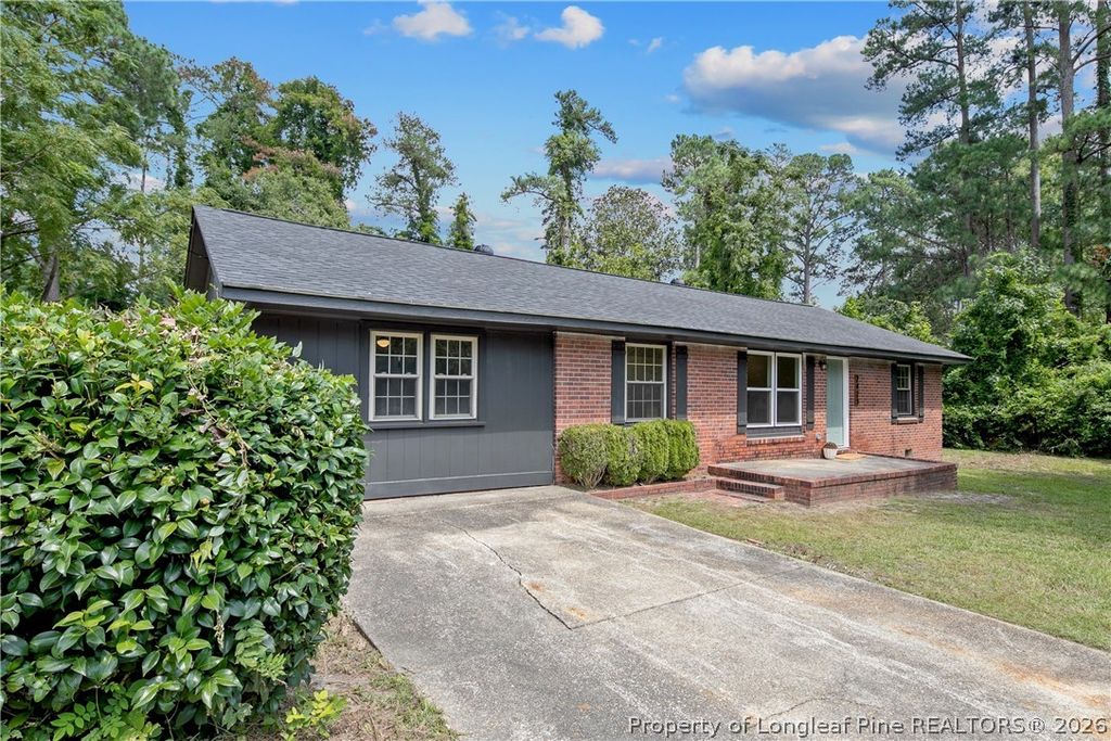 2423 George Owen Road, Fayetteville, NC 28306 — photo 2