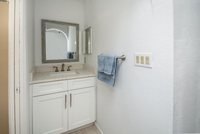 2504 Hibiscus Dr. W, Belleair Beach, FL 33786