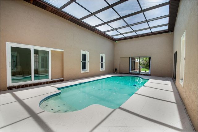2504 Hibiscus Dr. W, Belleair Beach, FL 33786