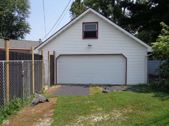 4021 E Park Avenue, Terre Haute, IN 47805