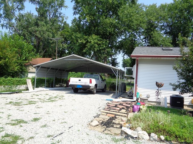 4021 E Park Avenue, Terre Haute, IN 47805
