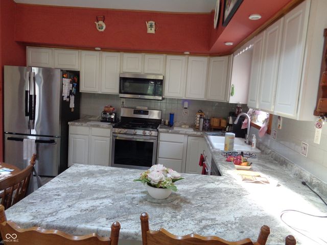 4021 E Park Avenue, Terre Haute, IN 47805