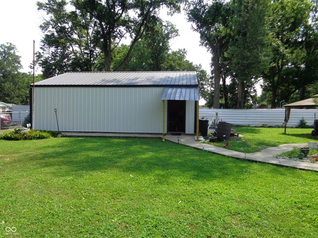 4021 E Park Avenue, Terre Haute, IN 47805