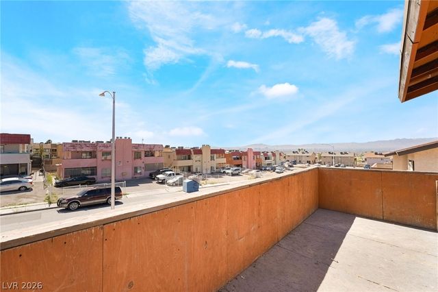 6982 Hopkins Drive C, Las Vegas, NV 89156