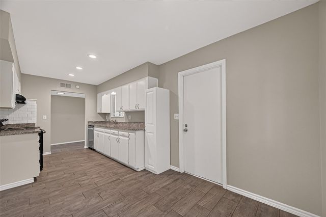 1715 Ramada Drive, Houston, TX 77062