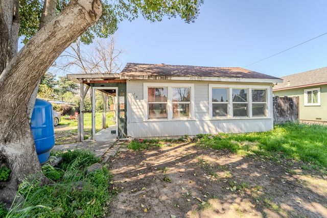 285 S Barrett Rd, Yuba City, CA 95991