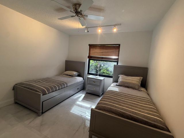 9629 El Clair Ranch Road, Boynton Beach, FL 33437