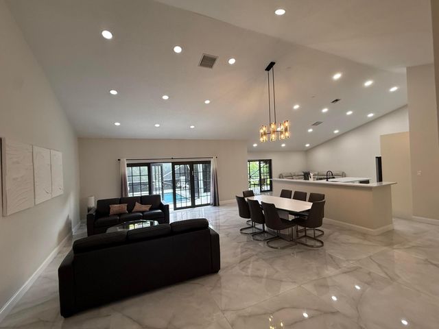 9629 El Clair Ranch Road, Boynton Beach, FL 33437