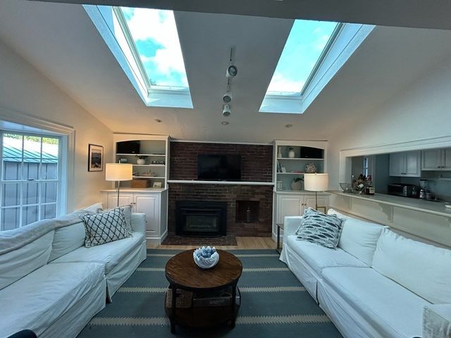 11 Leonard - Seasonal 2, Gloucester, MA 01930